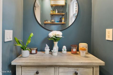 12 Fairlawn Avenue Albany NY 12203