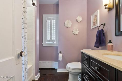 12 Fairlawn Avenue Albany NY 12203