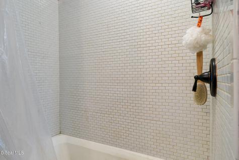 12 Fairlawn Avenue Albany NY 12203