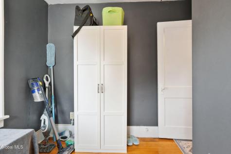 12 Fairlawn Avenue Albany NY 12203