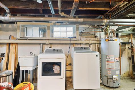 12 Fairlawn Avenue Albany NY 12203