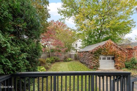 12 Fairlawn Avenue Albany NY 12203