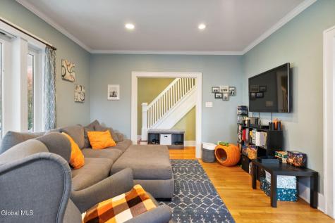 12 Fairlawn Avenue Albany NY 12203