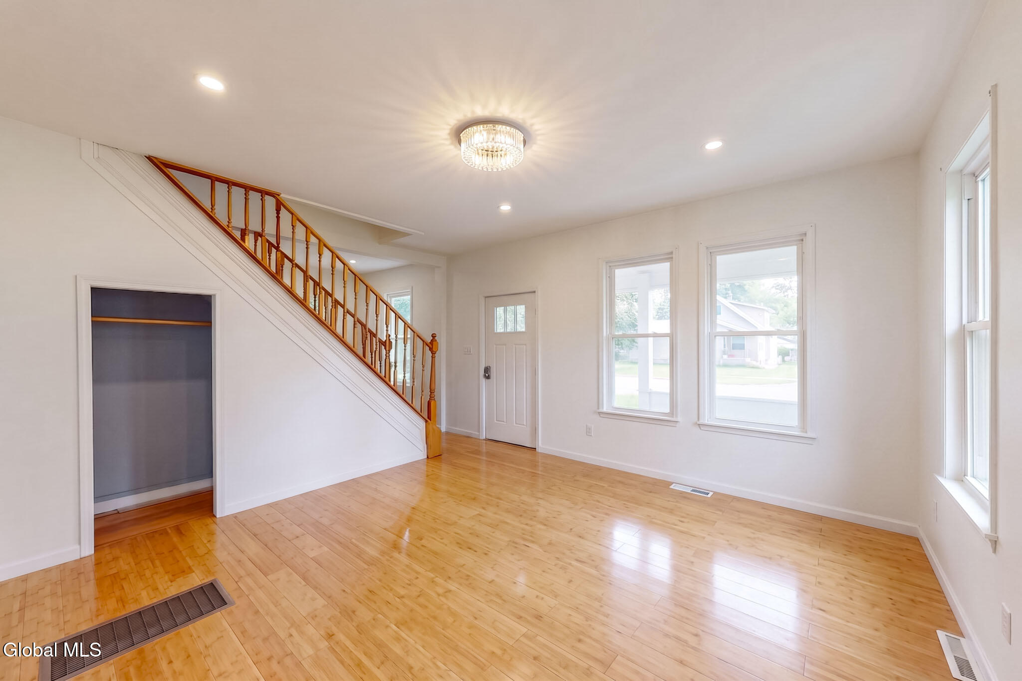 11 Parkis Street Rotterdam Junction NY 12150