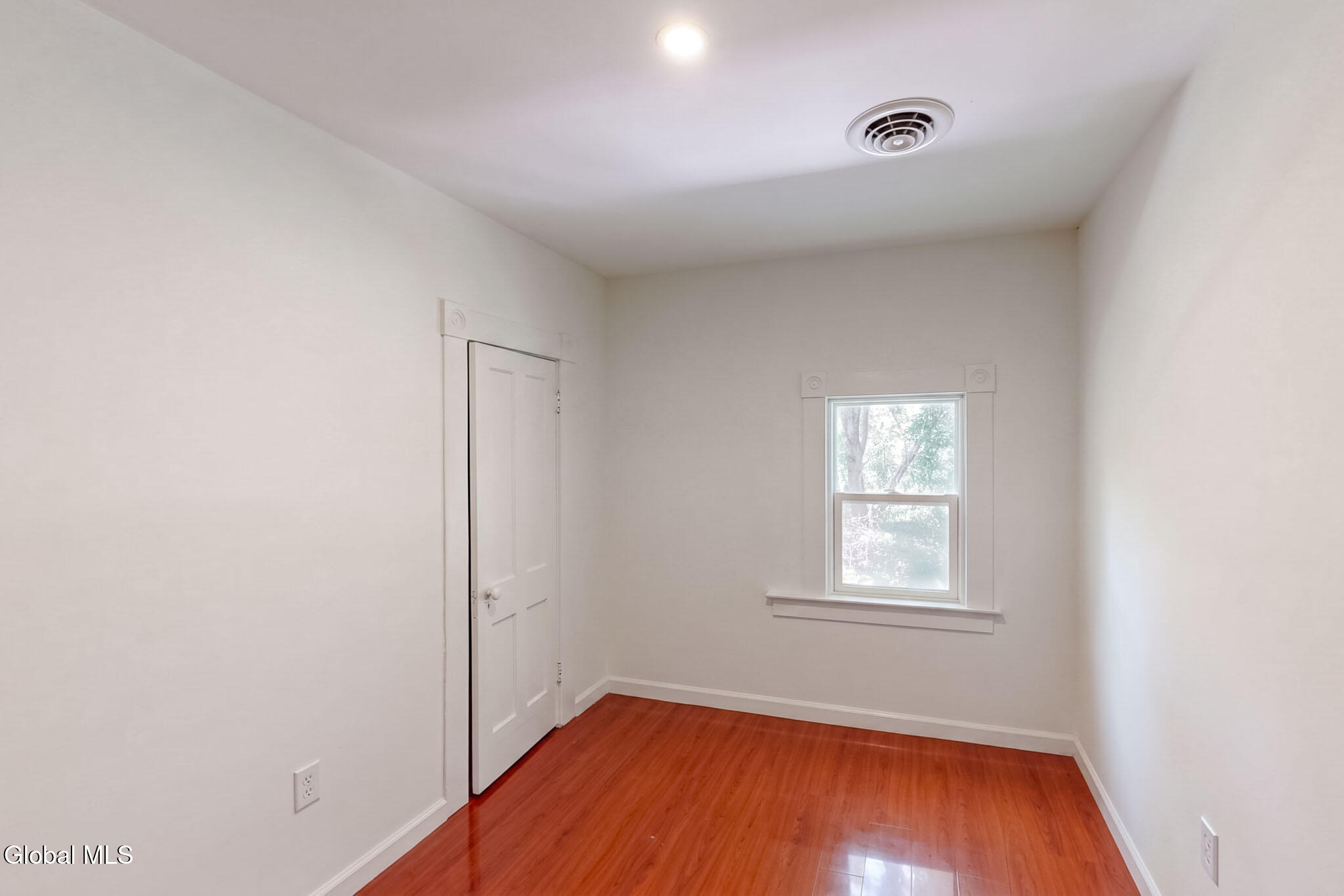 11 Parkis Street Rotterdam Junction NY 12150