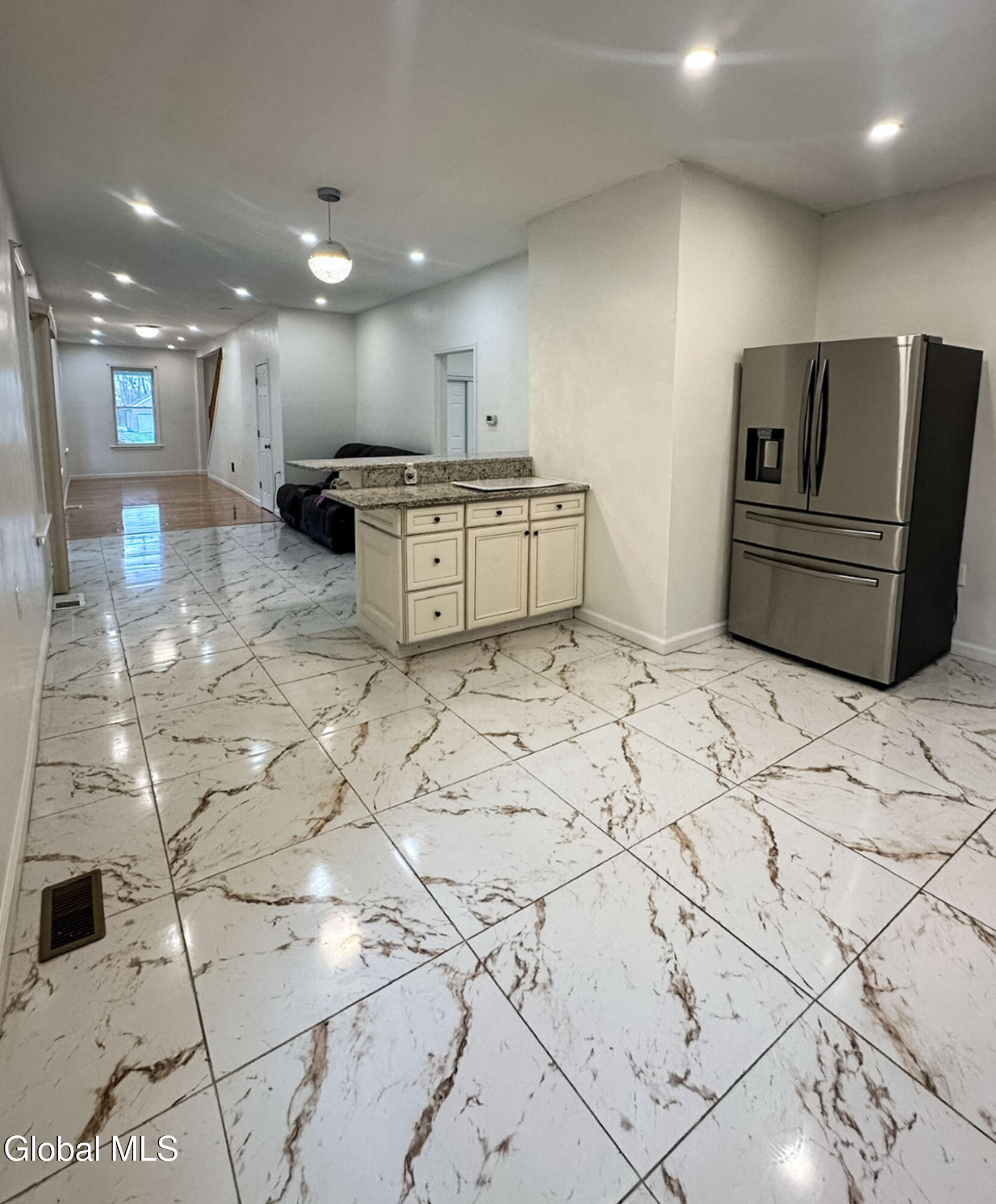 11 Parkis Street Rotterdam Junction NY 12150