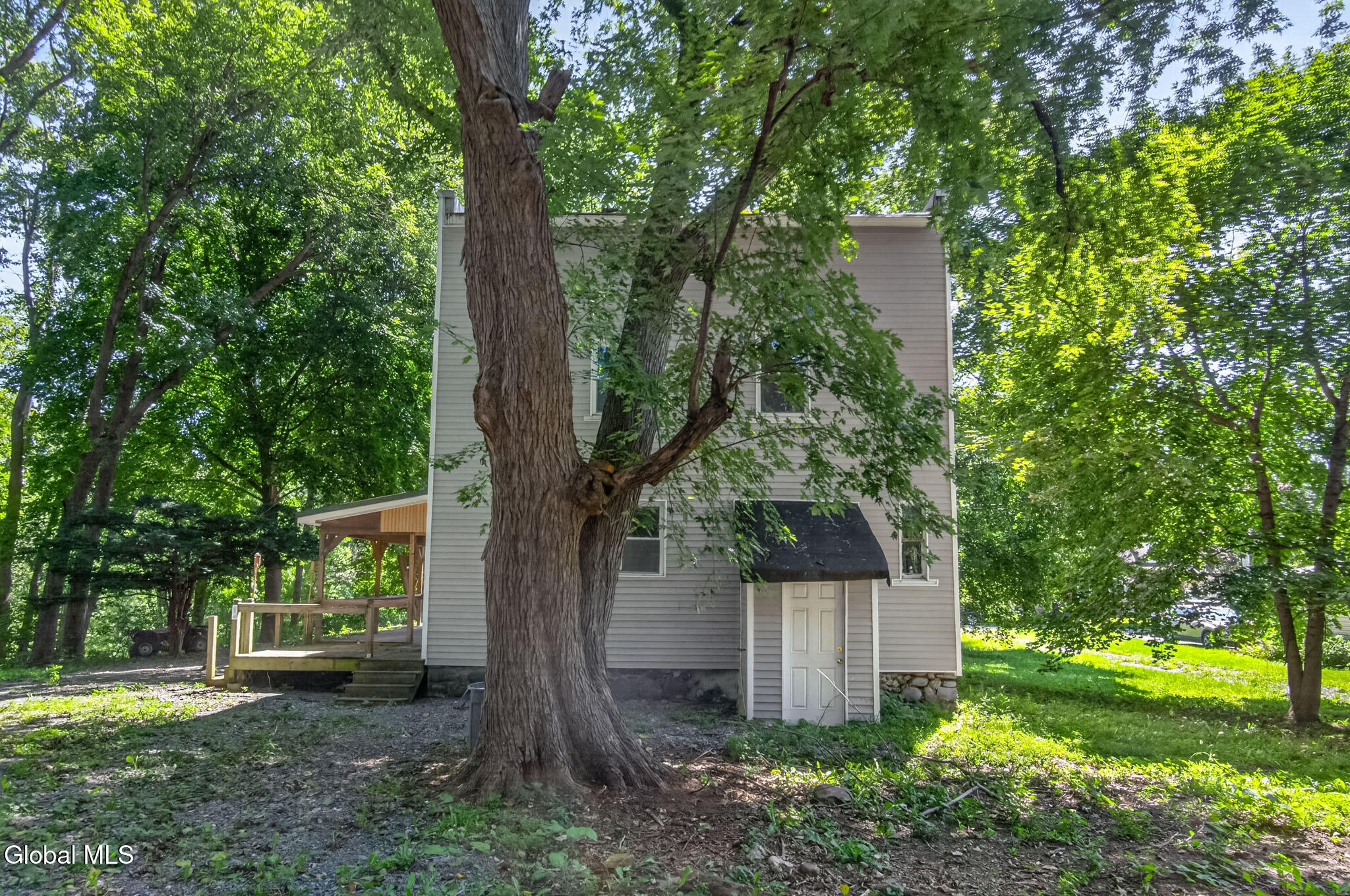 11 Parkis Street Rotterdam Junction NY 12150