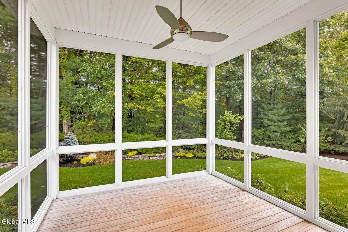 22 Saw Mill Court Saratoga Springs NY 12866