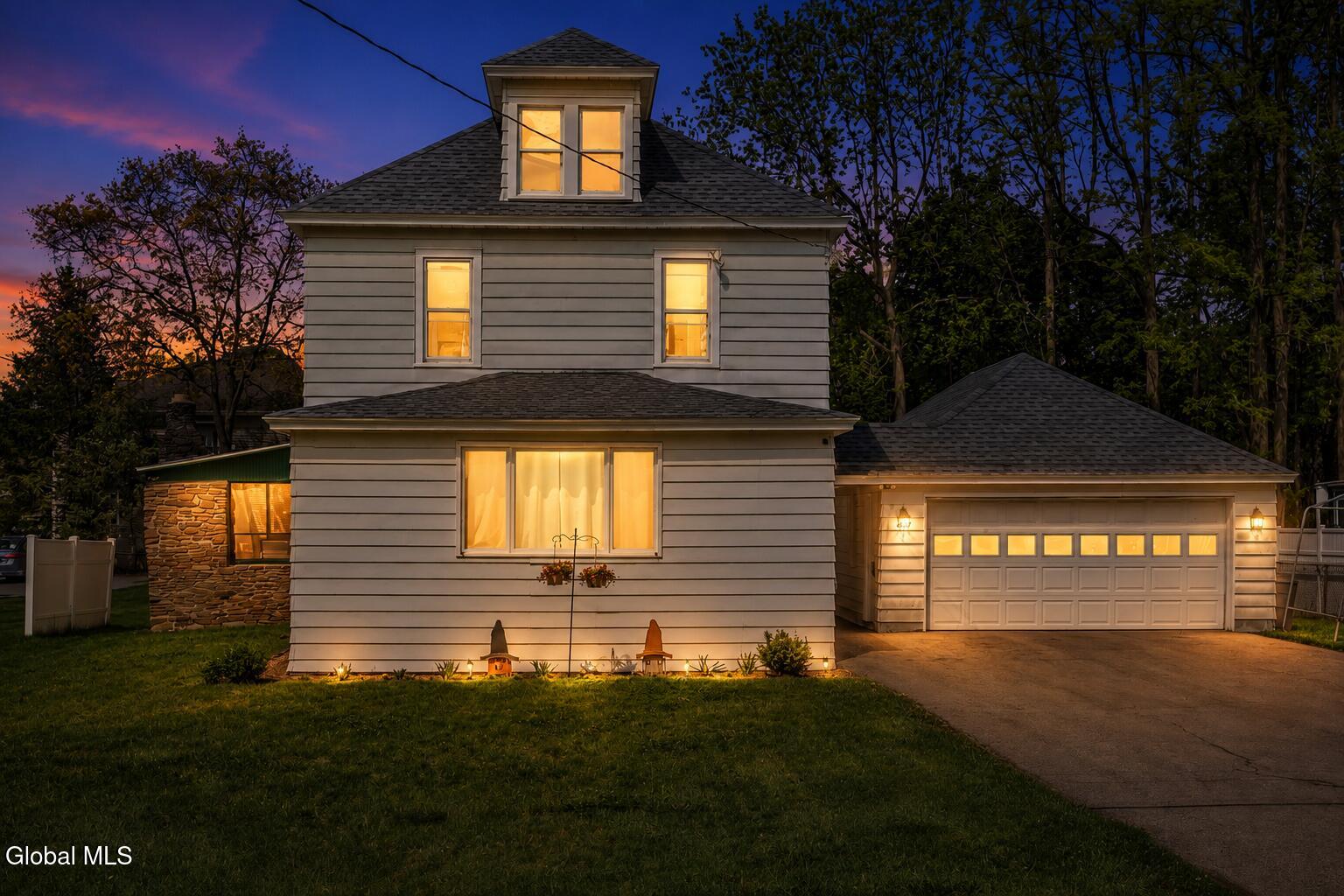 457 Kings Road Schenectady NY 12304
