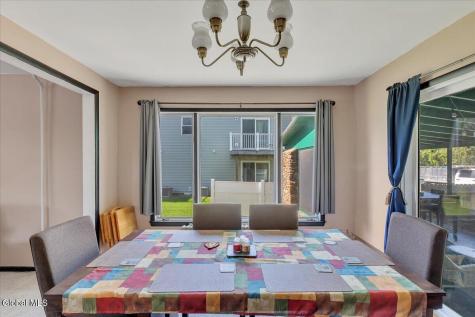 457 Kings Road Schenectady NY 12304