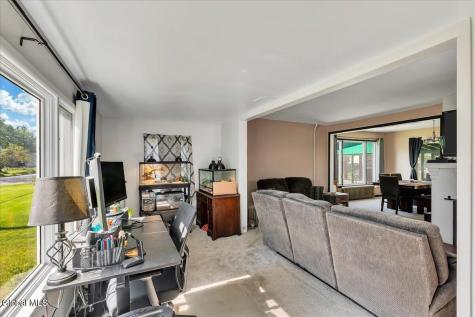 457 Kings Road Schenectady NY 12304