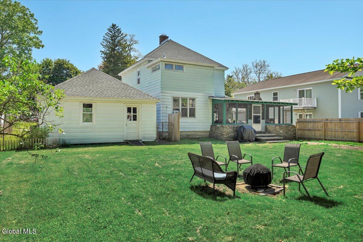 457 Kings Road Schenectady NY 12304