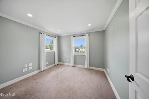 24 Michaelangelo Street Latham NY 12110