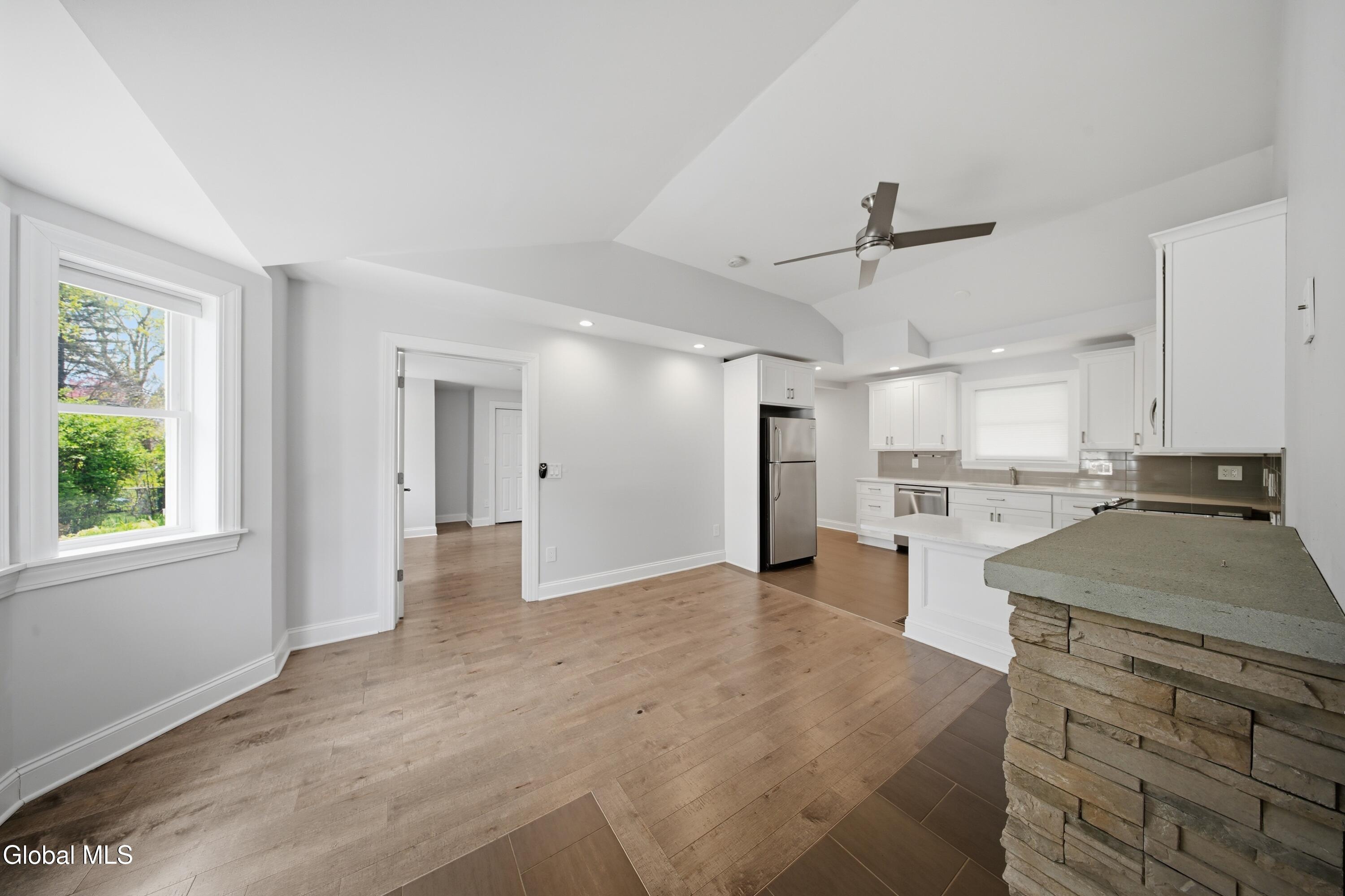 24 Michaelangelo Street Latham NY 12110