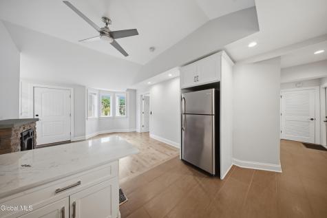 24 Michaelangelo Street Latham NY 12110