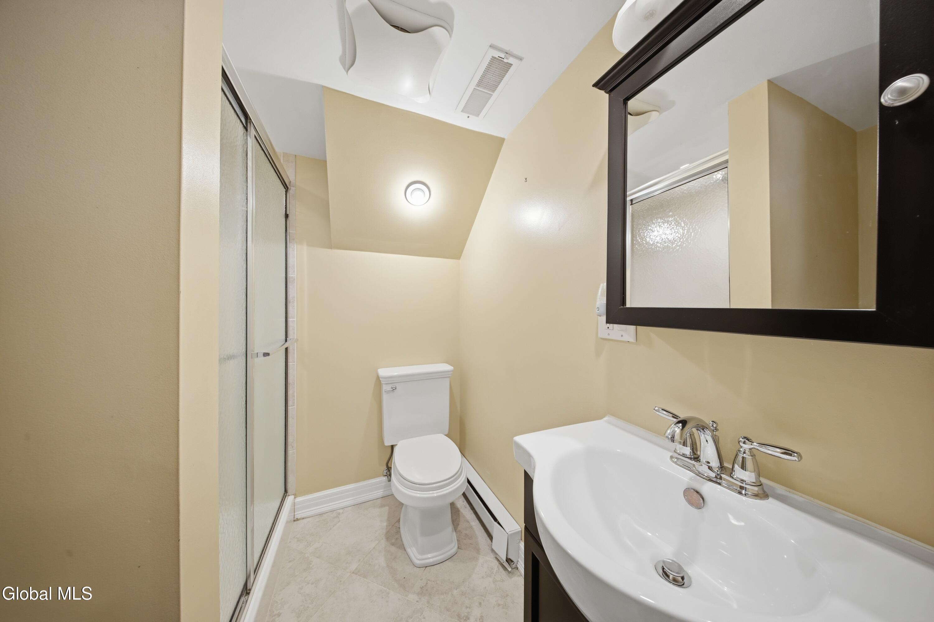 24 Michaelangelo Street Latham NY 12110