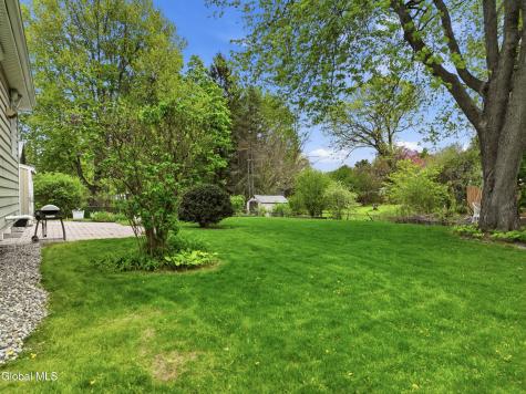 24 Michaelangelo Street Latham NY 12110
