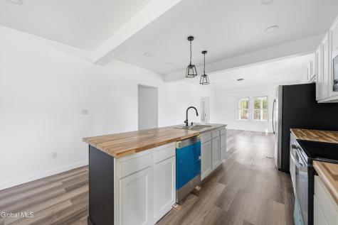 64 Martins Hill Road Ravena NY 12143