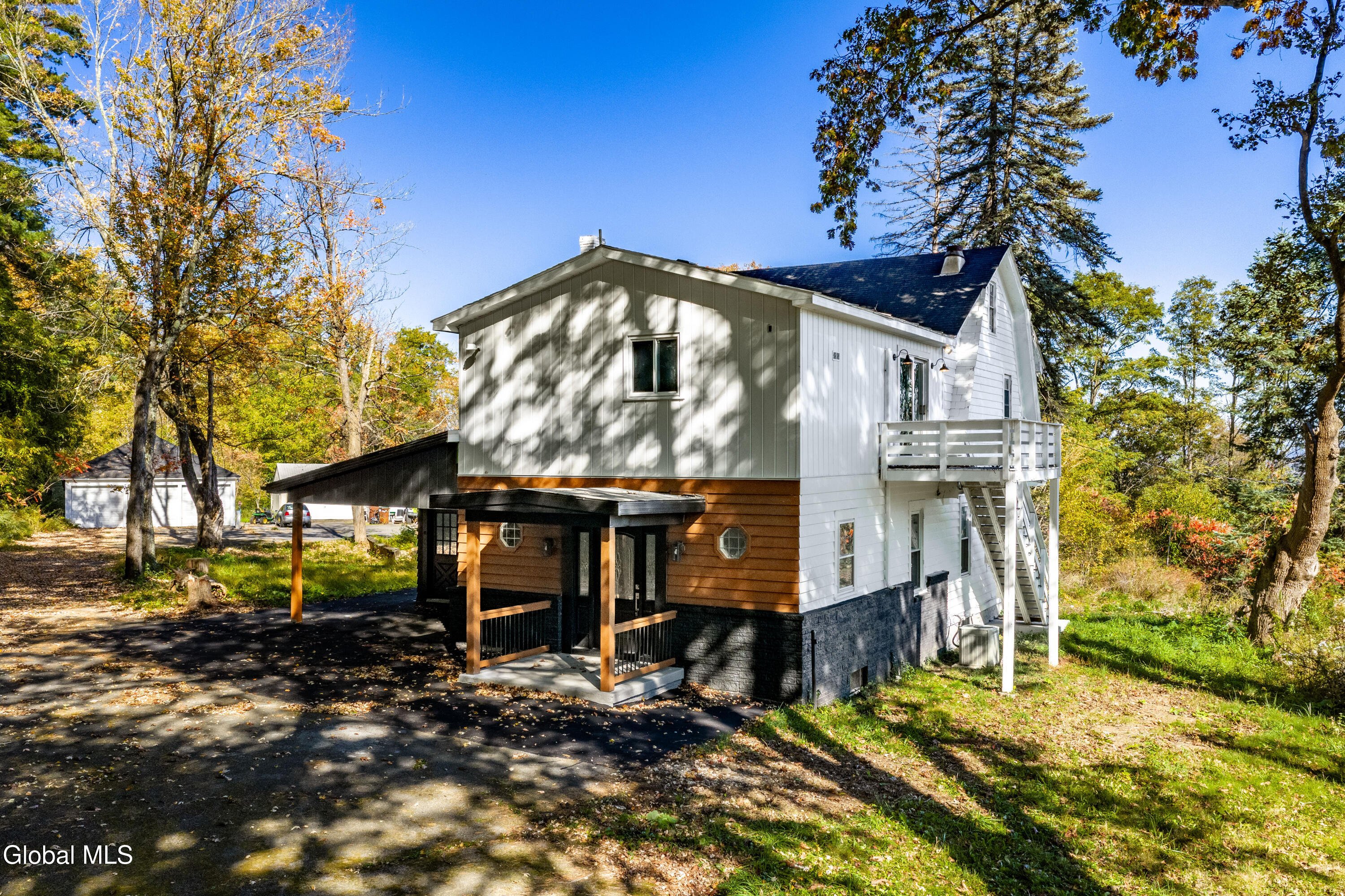 64 Martins Hill Road Ravena NY 12143