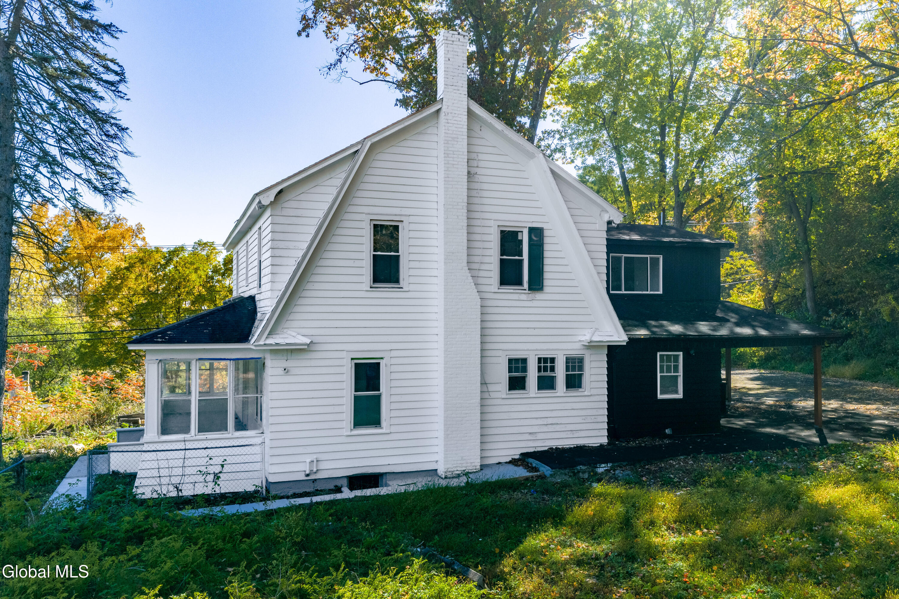 64 Martins Hill Road Ravena NY 12143