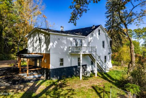 64 Martins Hill Road Ravena NY 12143