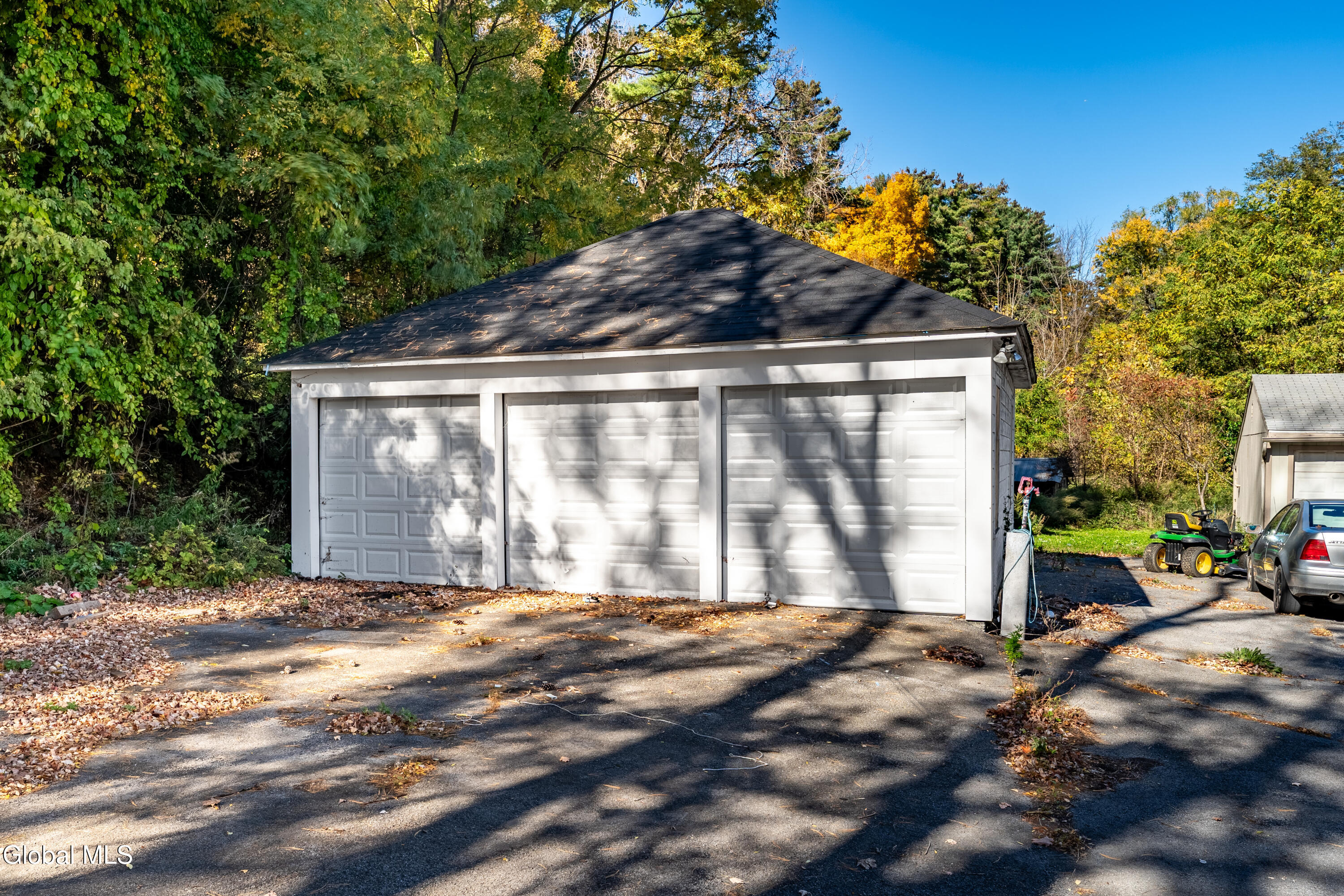 64 Martins Hill Road Ravena NY 12143