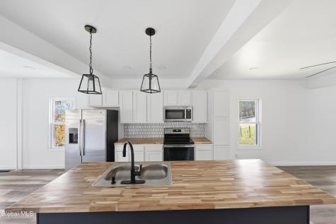 64 Martins Hill Road Ravena NY 12143