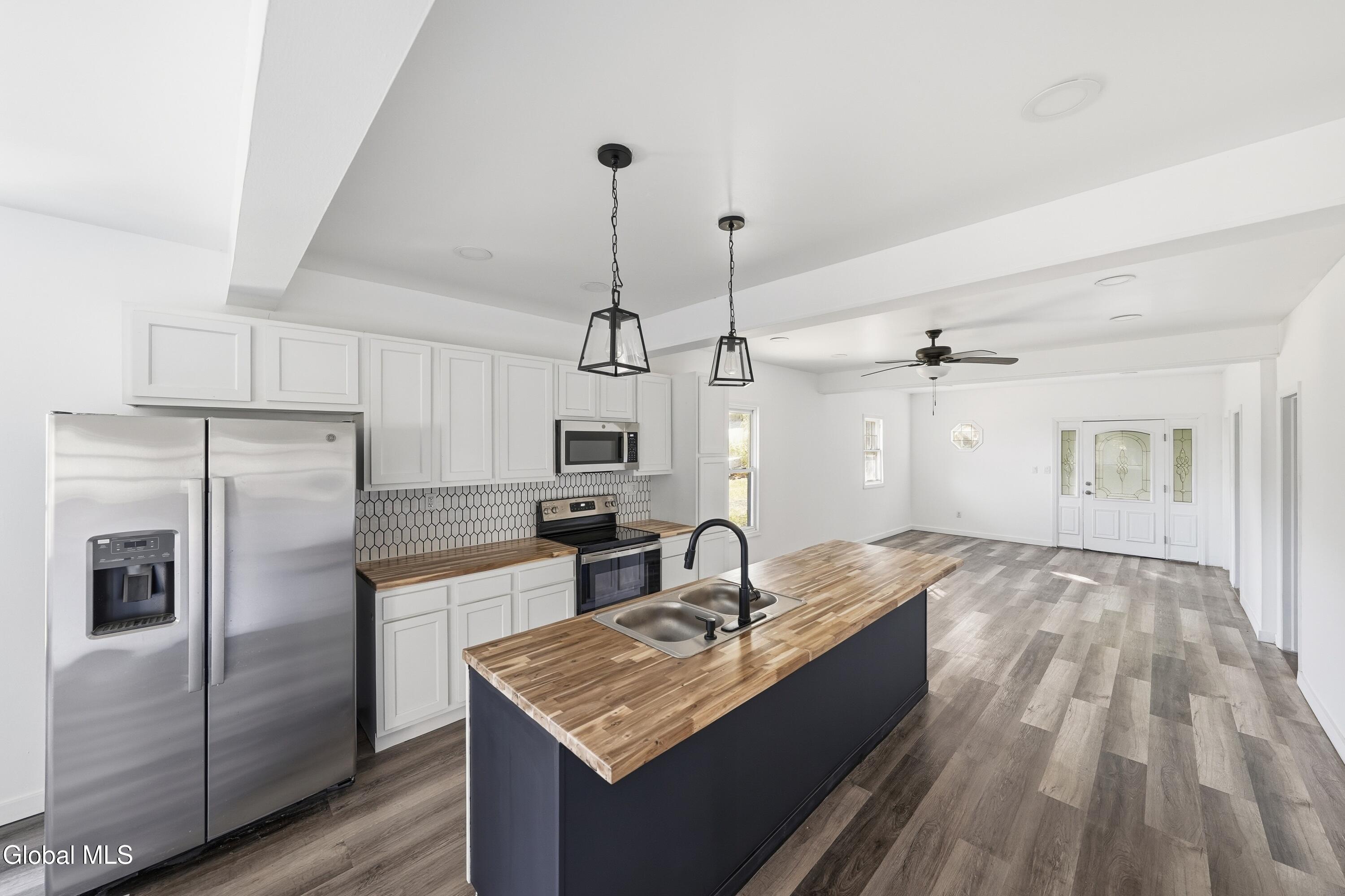 64 Martins Hill Road Ravena NY 12143
