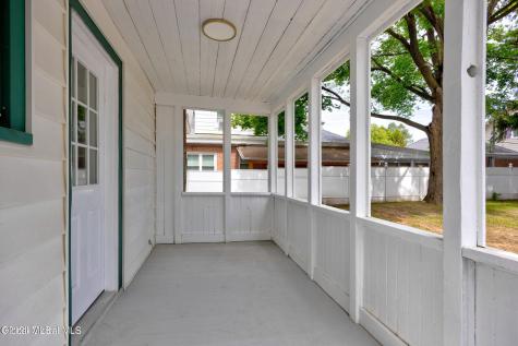 979 Washington Avenue Albany NY 12206