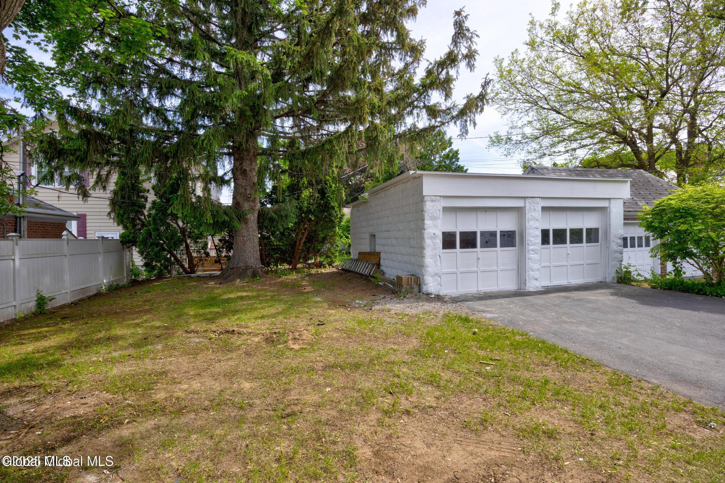 979 Washington Avenue Albany NY 12206