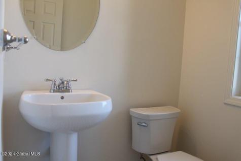 31 Sally Street Mechanicville NY 12118