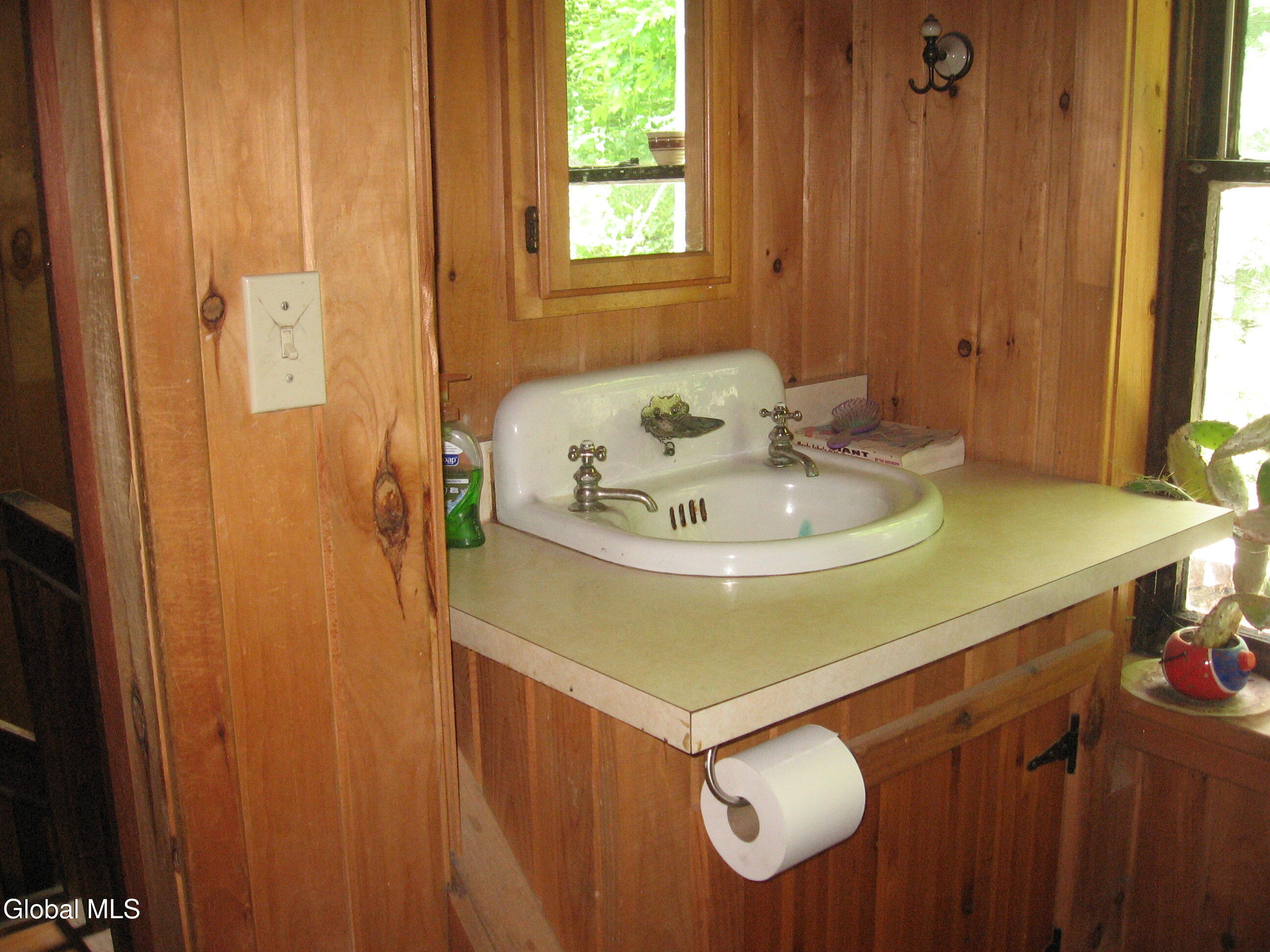 28 Olmstedville Road North Creek NY 12817