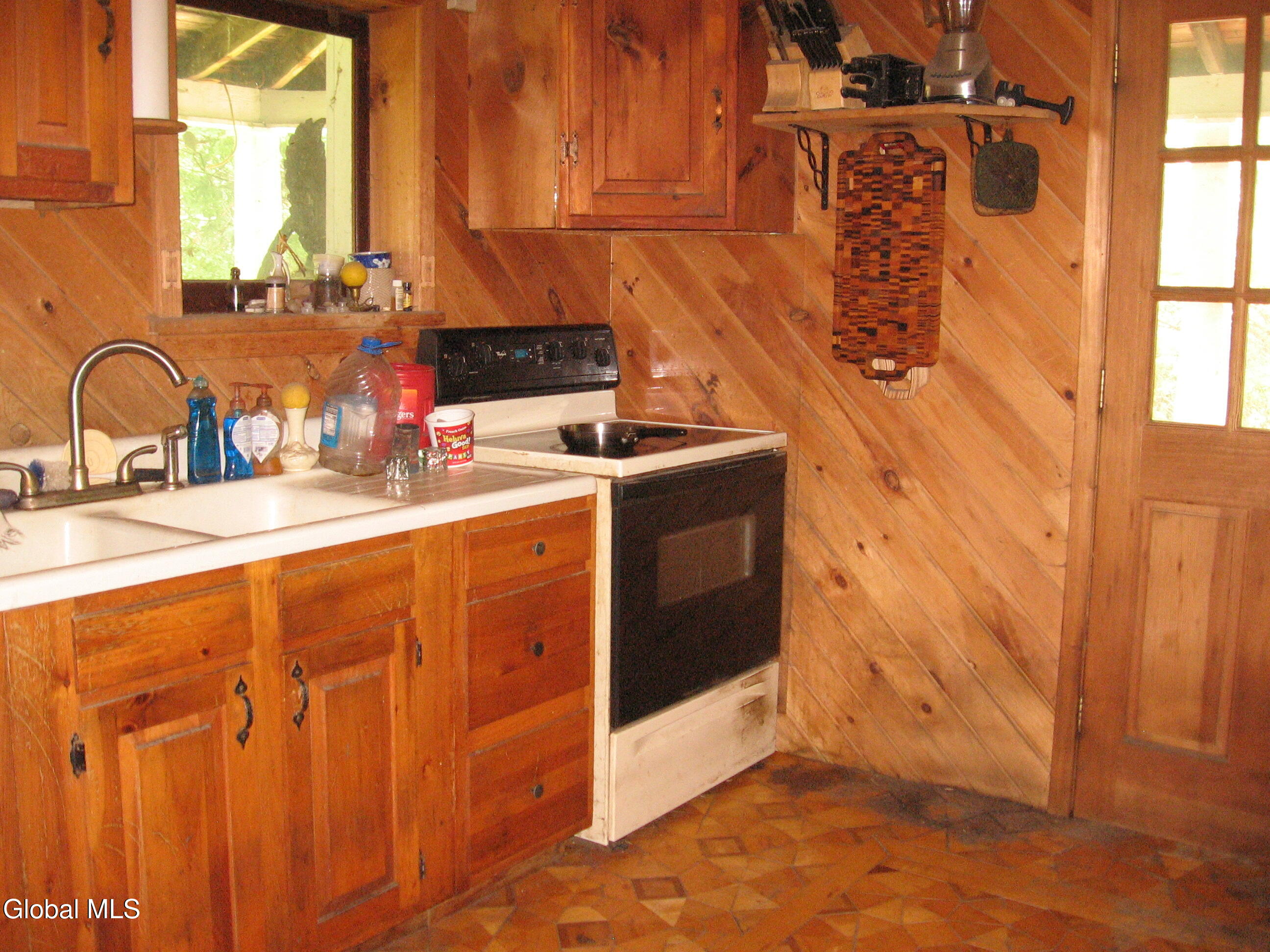 28 Olmstedville Road North Creek NY 12817