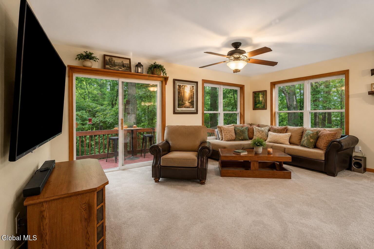 286 Severine Lane Glen NY 12072