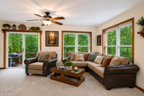 286 Severine Lane Glen NY 12072