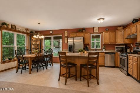 286 Severine Lane Glen NY 12072