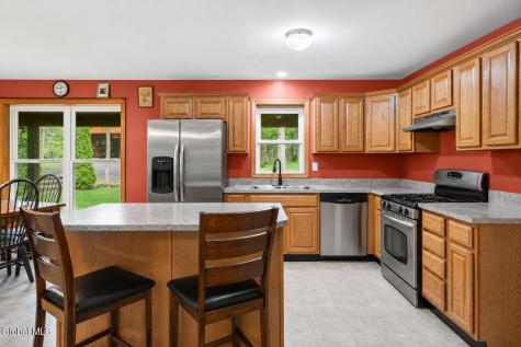 286 Severine Lane Glen NY 12072