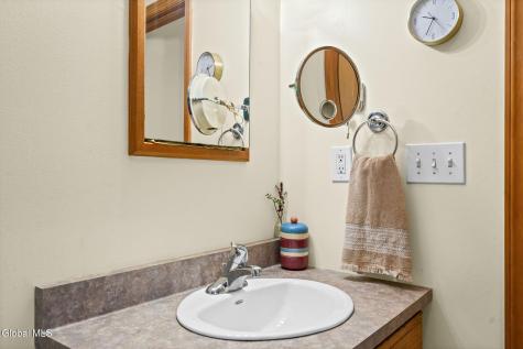 286 Severine Lane Glen NY 12072