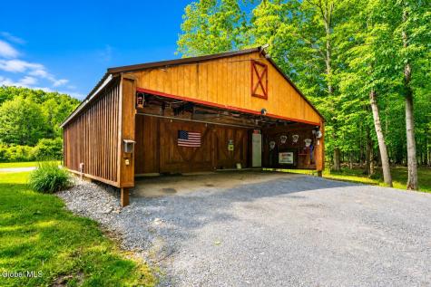 286 Severine Lane Glen NY 12072