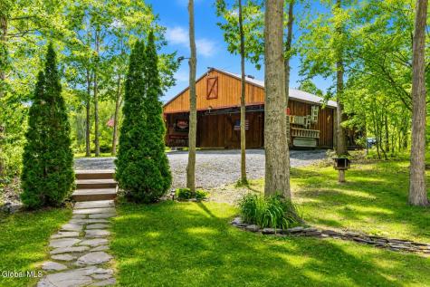 286 Severine Lane Glen NY 12072