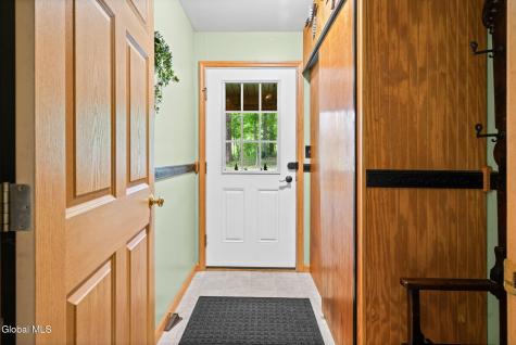 286 Severine Lane Glen NY 12072