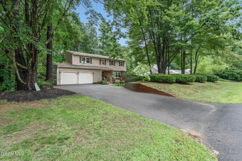 25 Palmer Terrace Wilton NY 12831