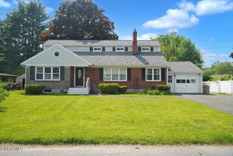 7 Silversmith Lane Schenectady NY 12306