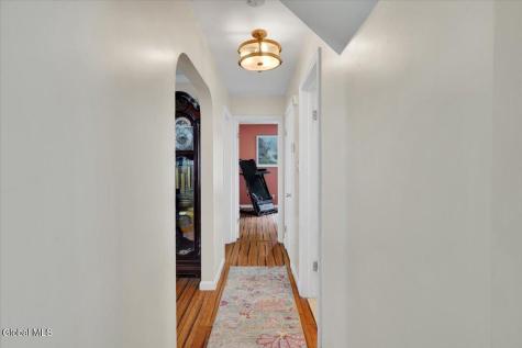 7 Silversmith Lane Schenectady NY 12306