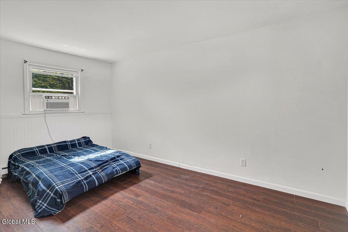 7 Silversmith Lane Schenectady NY 12306