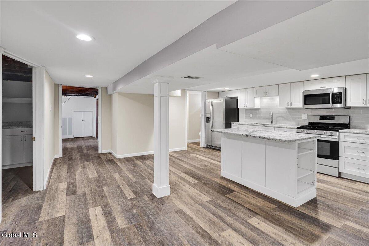 7 Silversmith Lane Schenectady NY 12306