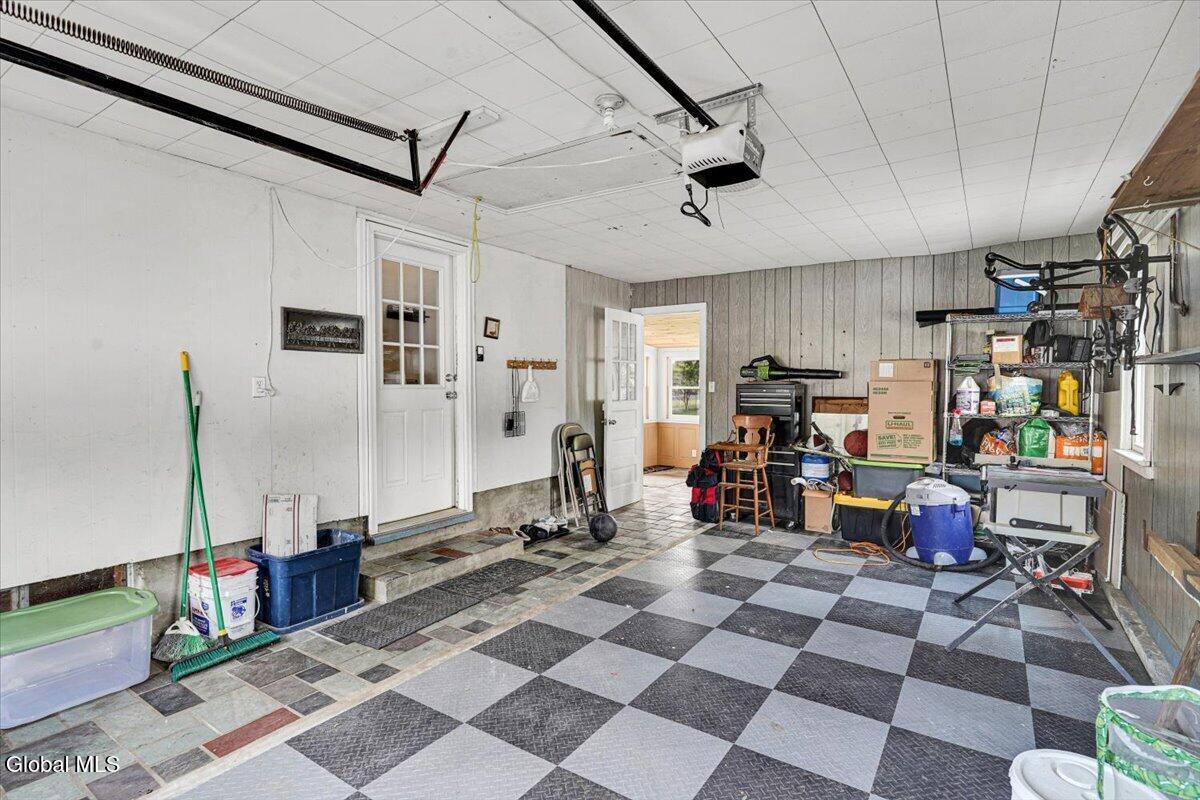 7 Silversmith Lane Schenectady NY 12306