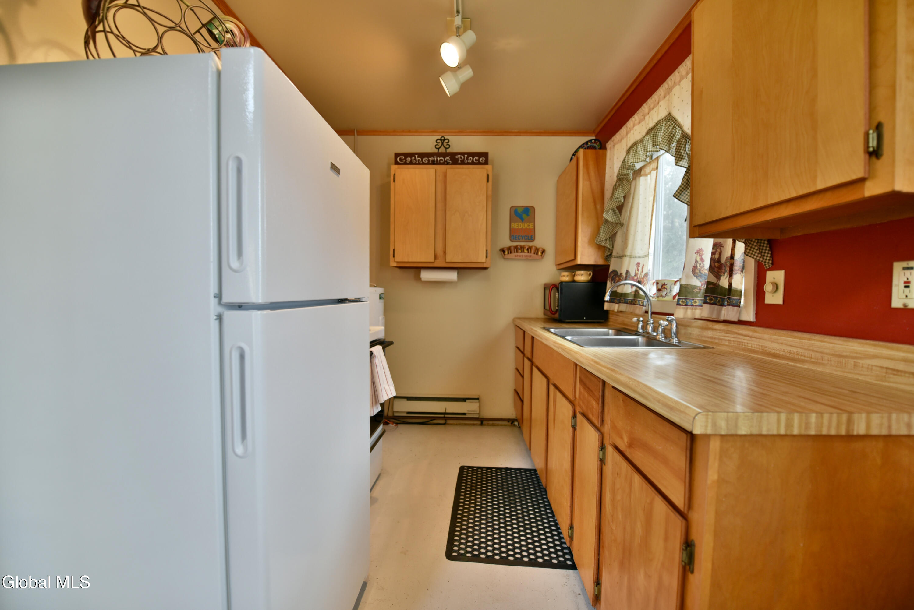 103 Wendell Avenue Broadalbin NY 12025