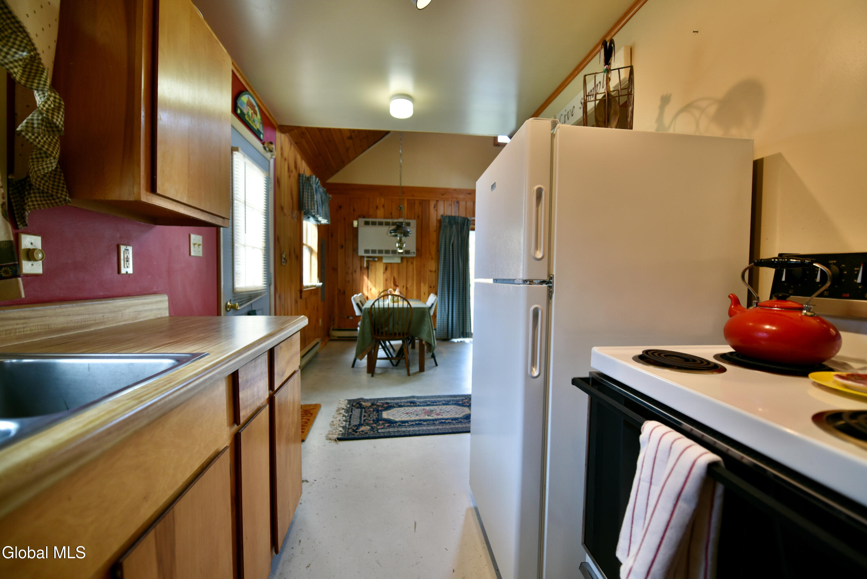 103 Wendell Avenue Broadalbin NY 12025