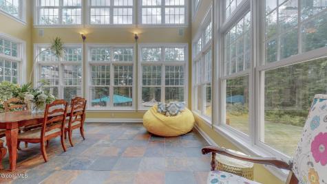 9 Stable Lane Saratoga Springs NY 12866